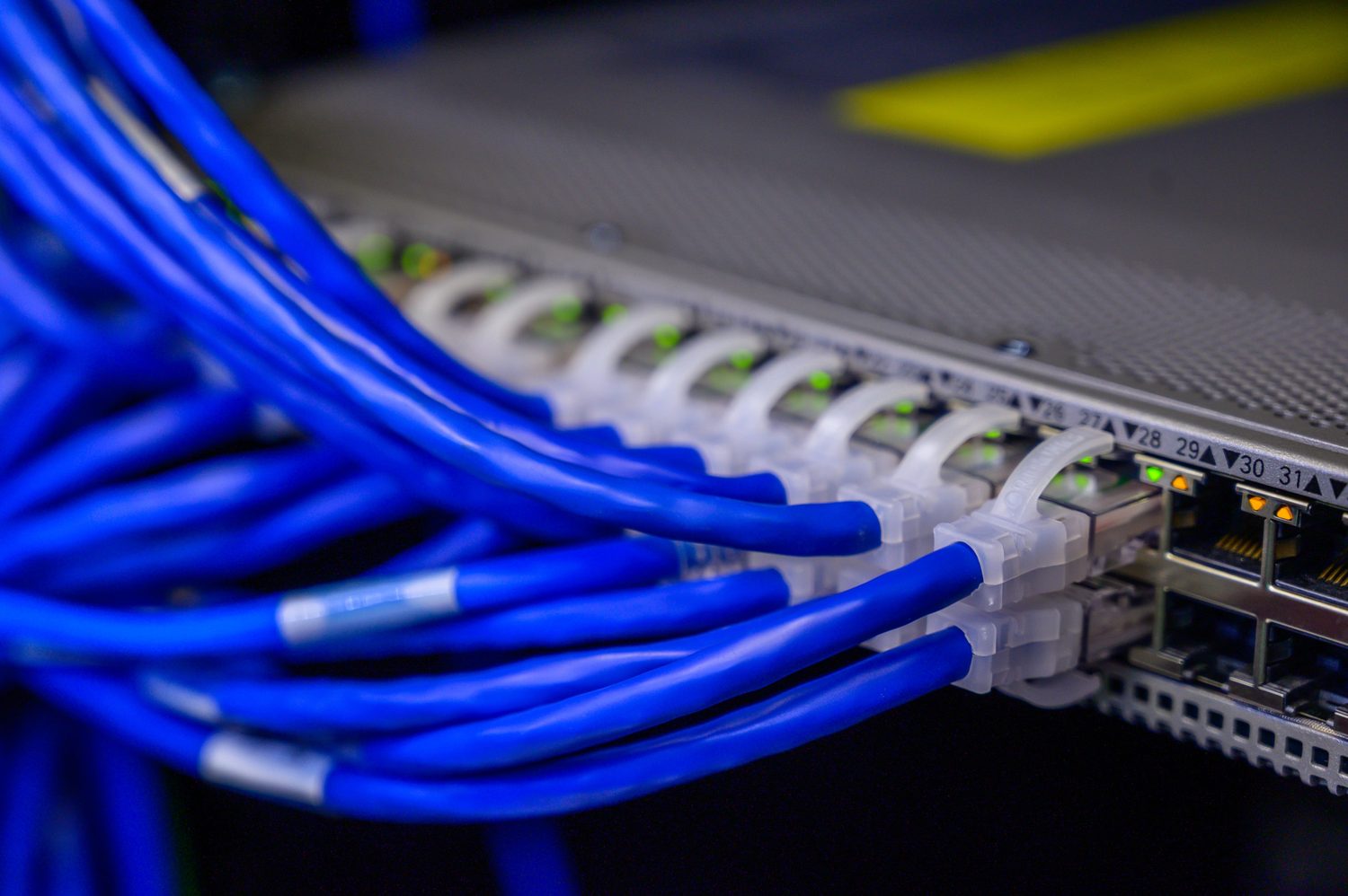 Structured network cabling in a server rack